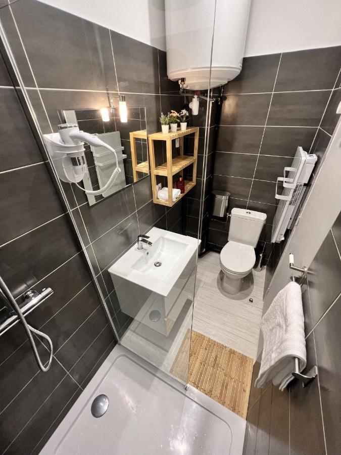 شقة La Marquise - Cosy Flat - Jacuzzi - Senlis سونلي المظهر الخارجي الصورة